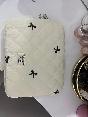 Laptop kılıfı