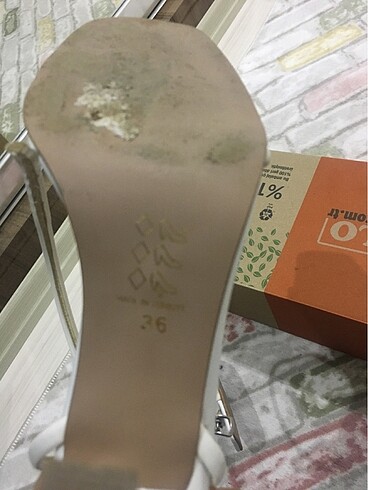 Beyaz topuklu ayakkabı - Görsel 3