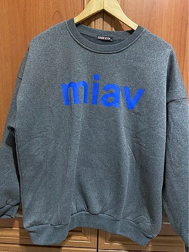 Mavi sweatshirt