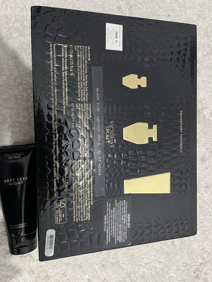 Victoria's Secret Very Sexy Night Kadın Parfümü - Görsel 3