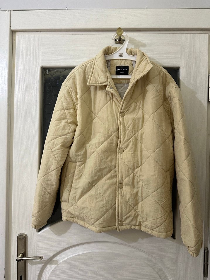 Bej Düğmeli Keten Kapitone mont - Görsel 2