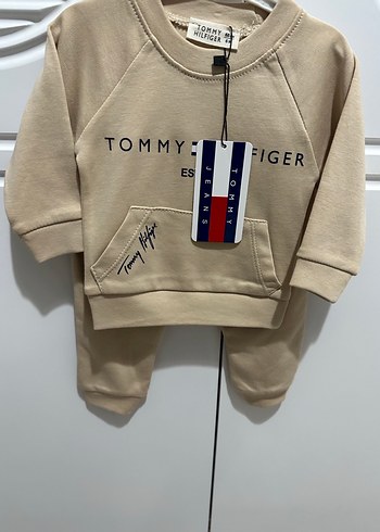 Tommy Hilfiger 3-6 Ay