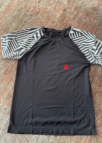 Compressport sporcu tişörtü