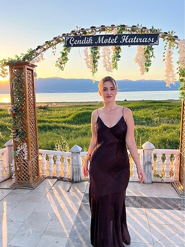 m Beden Massimo dutti gece elbisesi