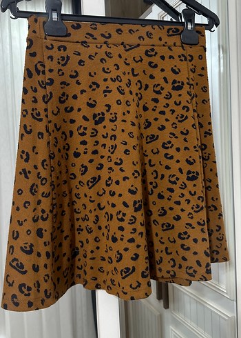 Leopar Desenli Mini Etek - Görsel 2