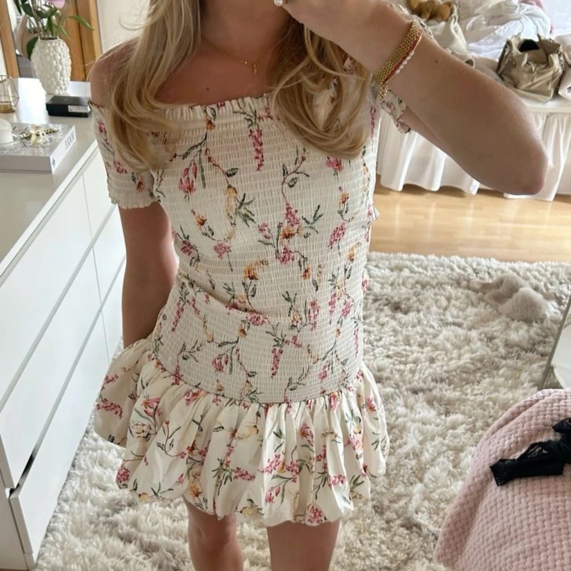 H&M Nakışlı Beyaz Mini Elbise - Görsel 2