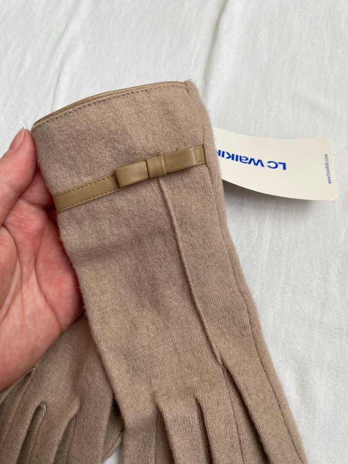 Bej Kadın Eldivenleri - Görsel 2