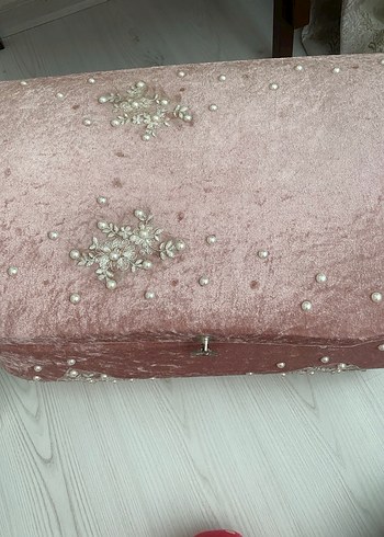 İşlemeli Boncuklu çeyiz sandığı - Görsel 4