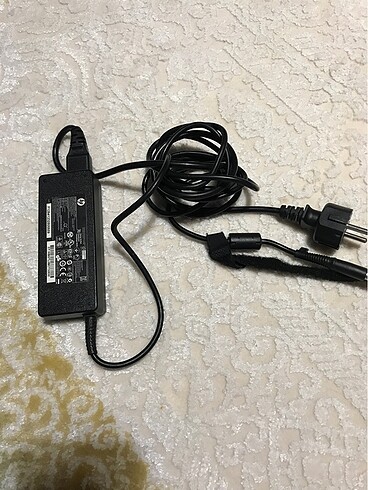 Hp şarj adaptörü