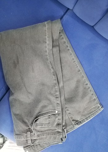 Gri Düğmeli Bol Kesim Kadın Kot Pantolon - Görsel 2