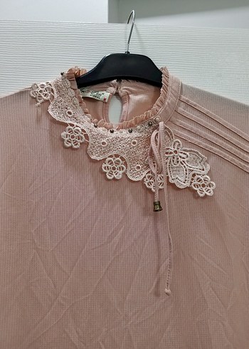Dantel Detaylı Bej Uzun Kollu Bluz - Görsel 3