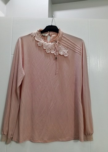 Dantel Detaylı Bej Uzun Kollu Bluz - Görsel 2