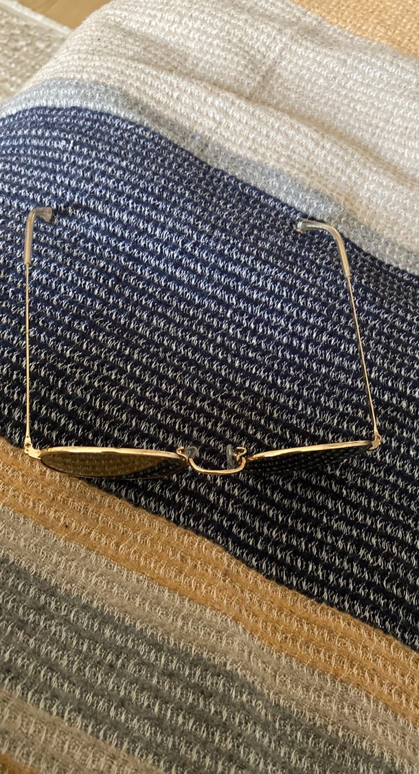 Parlak Altın Kadın Güneş Gözlüğü - Görsel 2