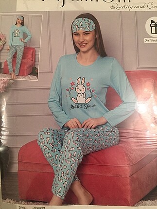 Kadın pijama takımı