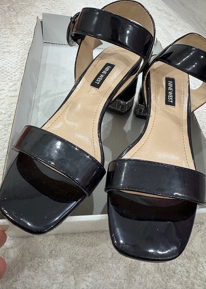 Topuklu ayakkabı - Görsel 2