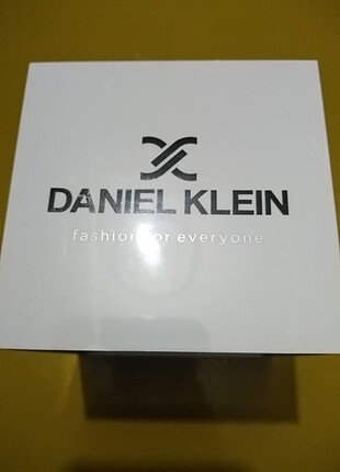 Daniel Klein Erkek saat