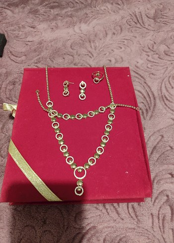 Zincir Detaylı Altın kaplama kararmaz Kadın Takı Seti - Görsel 3