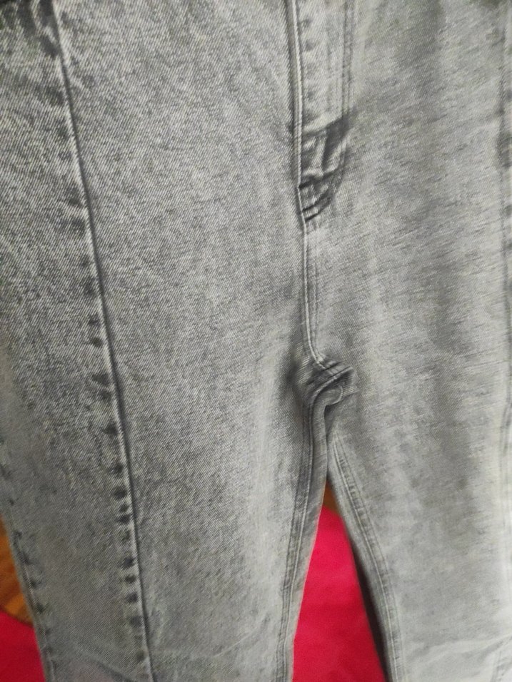 Gri Bol Kesim  Kadın Kot Pantolon - Görsel 3