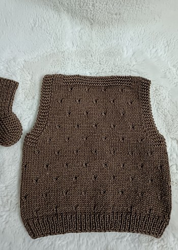 El Örgüsü Bebek Yeleği+Patik - Görsel 5