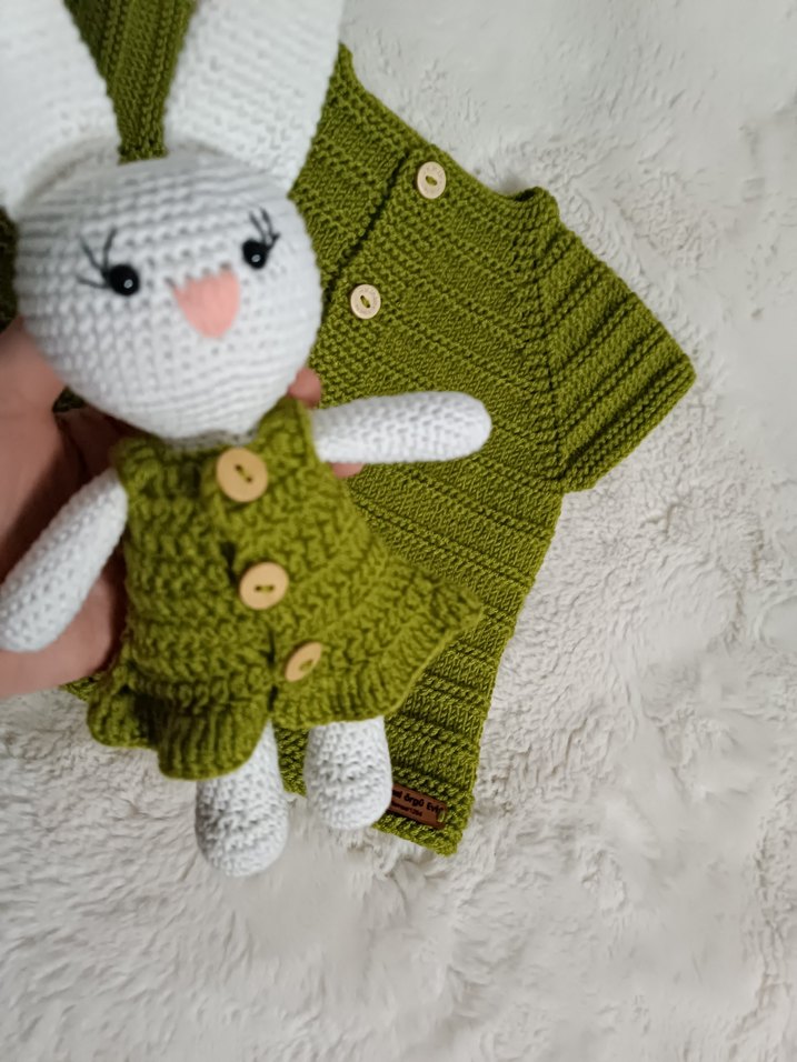 El örgüsü bebek yeleği+ tavşan - Görsel 3