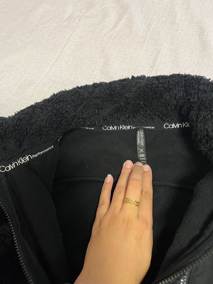 Calvin Klein Siyah Suni Kürklü Kadın Ceket - Görsel 4
