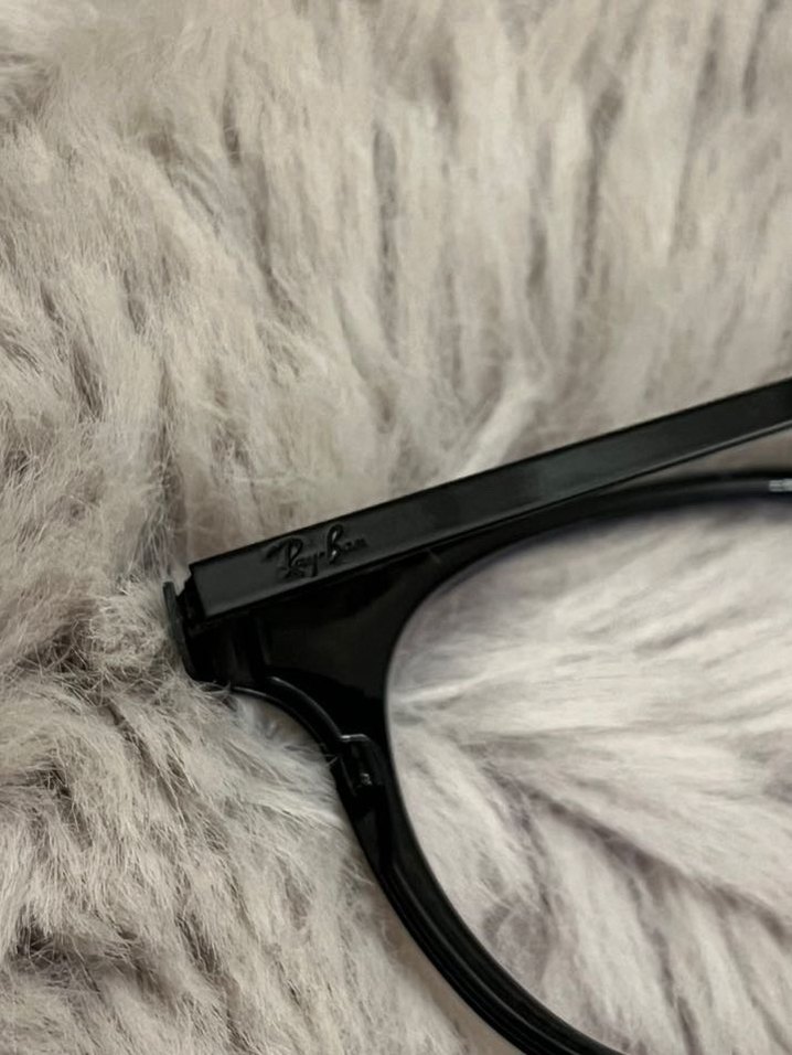 Parlak Siyah Ray-Ban Kadın Gözlüğü - Görsel 4