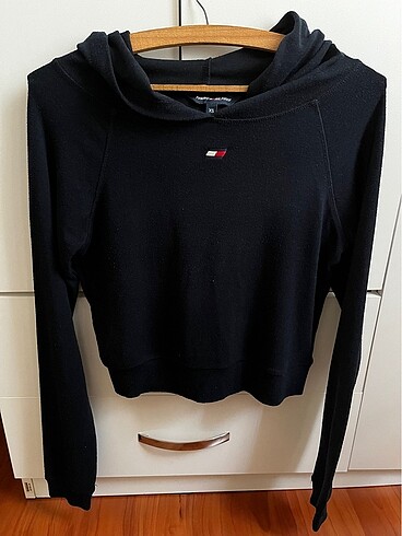 Tommy Hilfiger sweatshirt