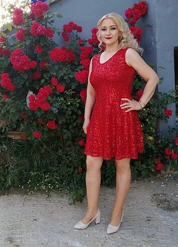 Kırmızı payet abiye elbise 