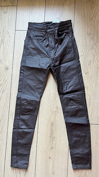 Stradivarius mumlu pantolon - Görsel 2