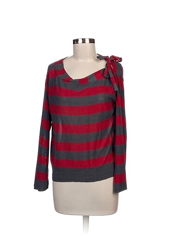 Zara Bluz %70 İndirimli.