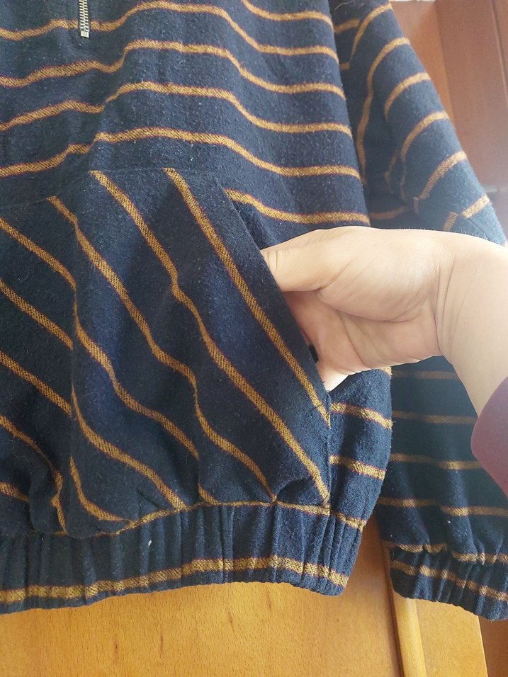 Yarım Fermuarlı Çizgili Sweatshirt - Görsel 3