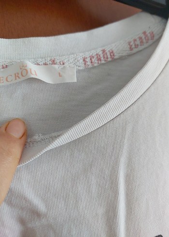 Beyaz Baskılı Hamile Tişörtü - Görsel 3