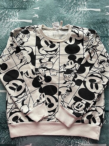 DeFacto sweatshirt