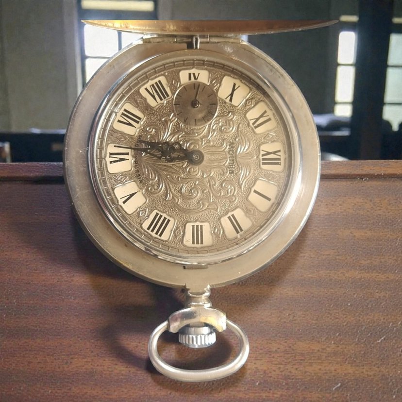 Altın Renkli Vintage Cep Saati - Görsel 2