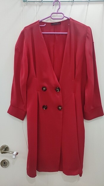 Kırmızı ceket elbise 