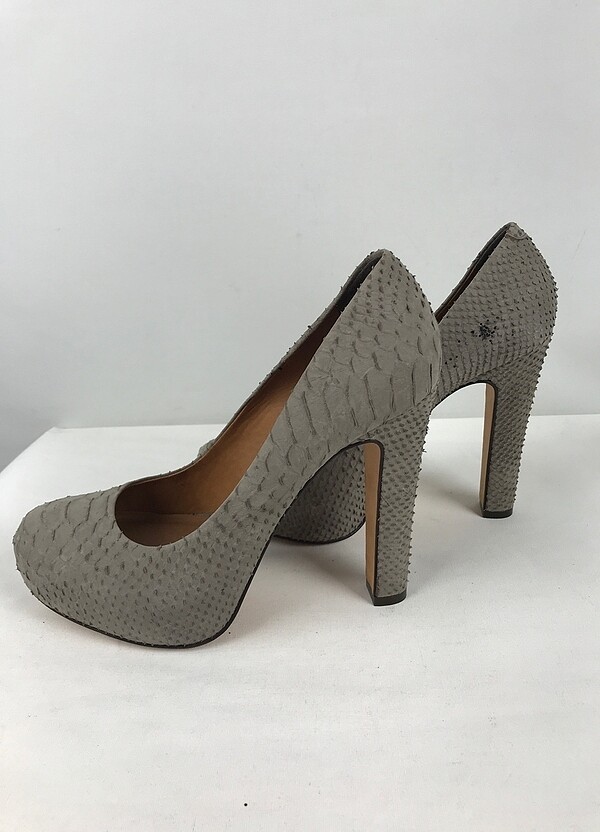 Topuklu ayakkabı - Görsel 3