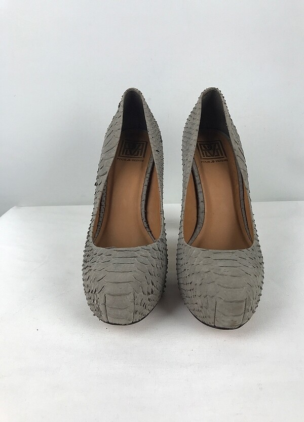 Topuklu ayakkabı - Görsel 2