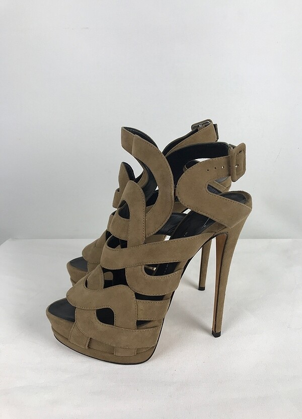 Şık Topuklu Ayakkabı - Görsel 2