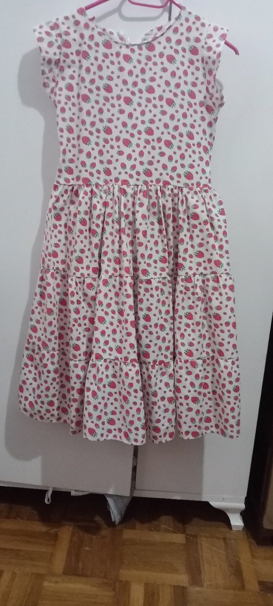 9-10 yaş Pembe Çilek Desenli Kız Çocuk Elbisesi - Görsel 2