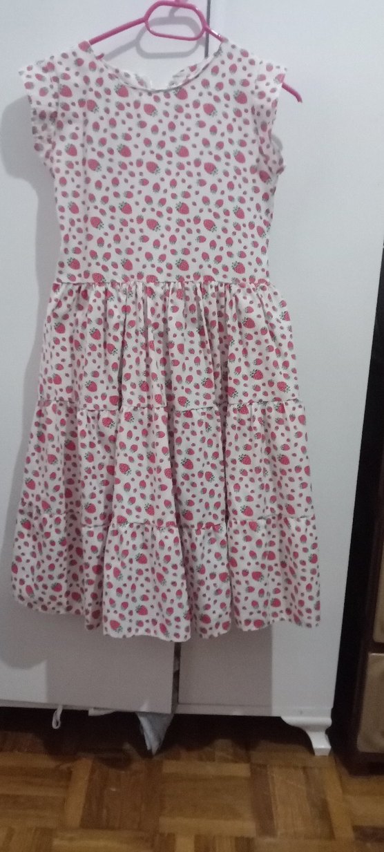 9-10 yaş Pembe Çilek Desenli Kız Çocuk Elbisesi - Görsel 3