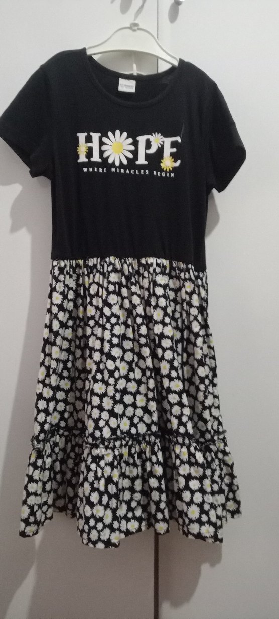 7-8 yaş Kız Çocuk Siyah Pamuklu Papatya Desenli Elbise - Görsel 3