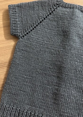 Erkek Çocuk Gri snopyy Örgü yelek - Görsel 3