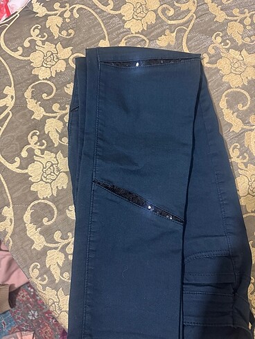 Üzeri pul işlemeli skinny jean