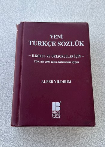 Yeni Türkçe Sözlük - İlkokul ve Ortaokul İçin