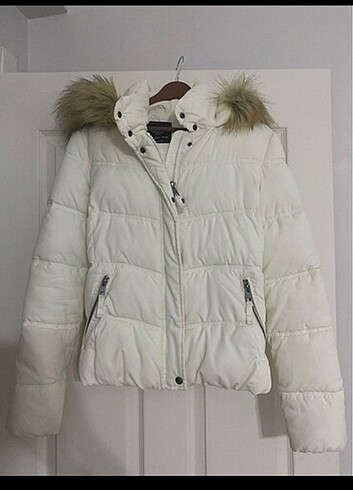 Bershka mont 