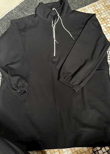 Trendyol & Milla Siyah Oversize Yarim Fermuarli Sweatshirt