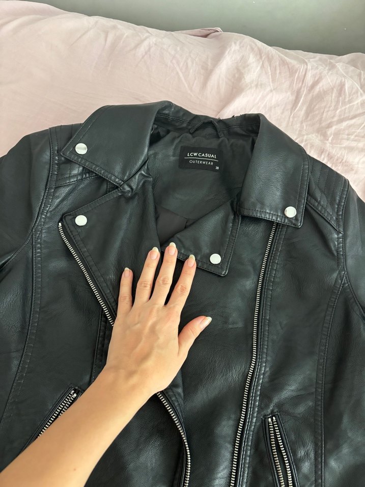 Siyah Kadın Deri Biker Ceket - Görsel 2