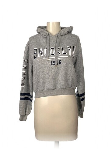 H&M Sweatshirt %70 İndirimli.