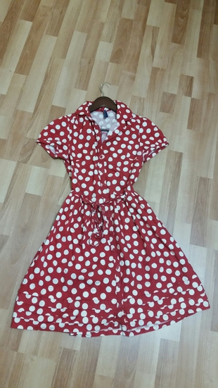 puantiyeli vintage elbise