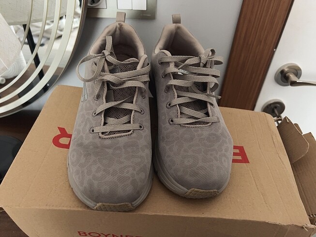 37 Beden camel Renk Skechers kadın spor ayakkabı